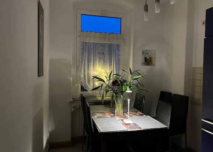 Airy In اتسوكو